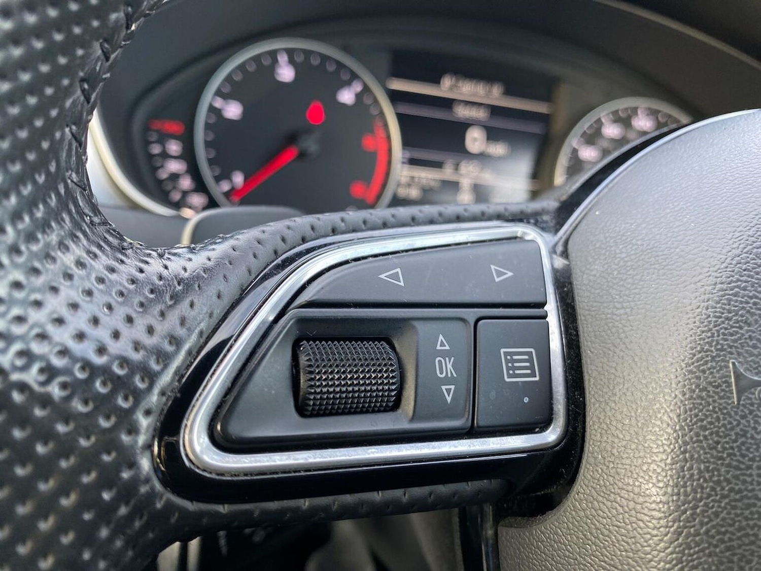 Used Audi A6 2014 for sale - 76651197: Photo 25