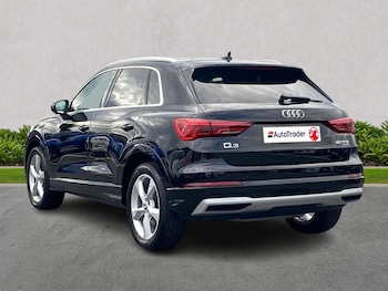 Used Audi Q3 2019 for sale - 76070171: Photo 2