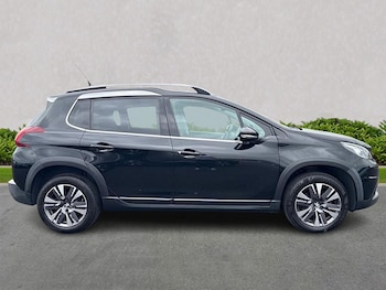 Used Peugeot 2008 2018 for sale - 79055796: Photo