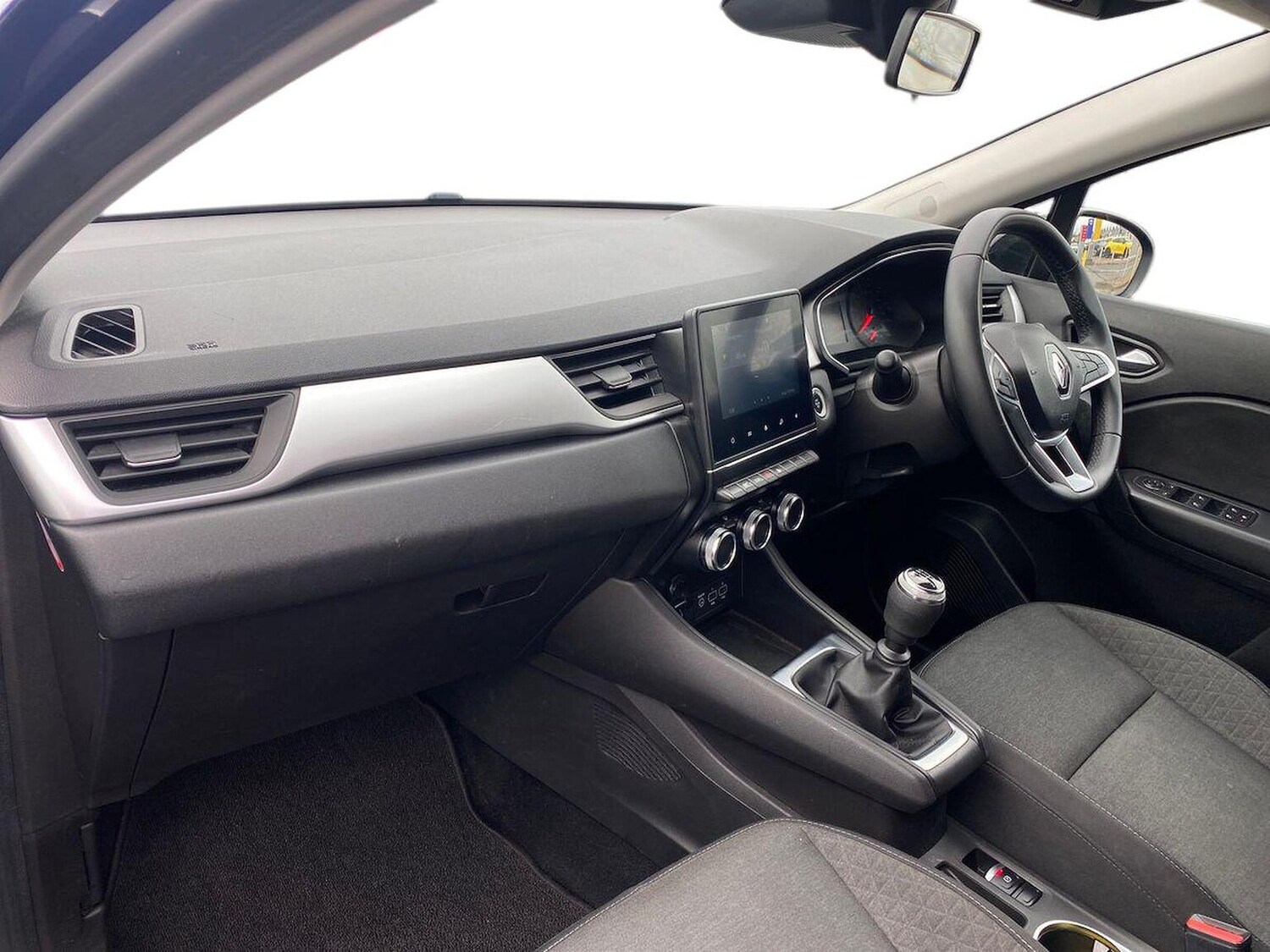 Used Renault Captur 2023 for sale - 78195254: Photo 9