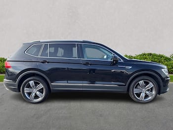 Used Volkswagen Tiguan Allspace 2021 for sale - 79733428: Photo