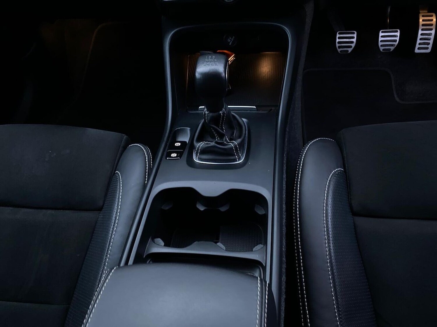 Used Volvo XC40 2020 for sale - 76547640: Photo 13