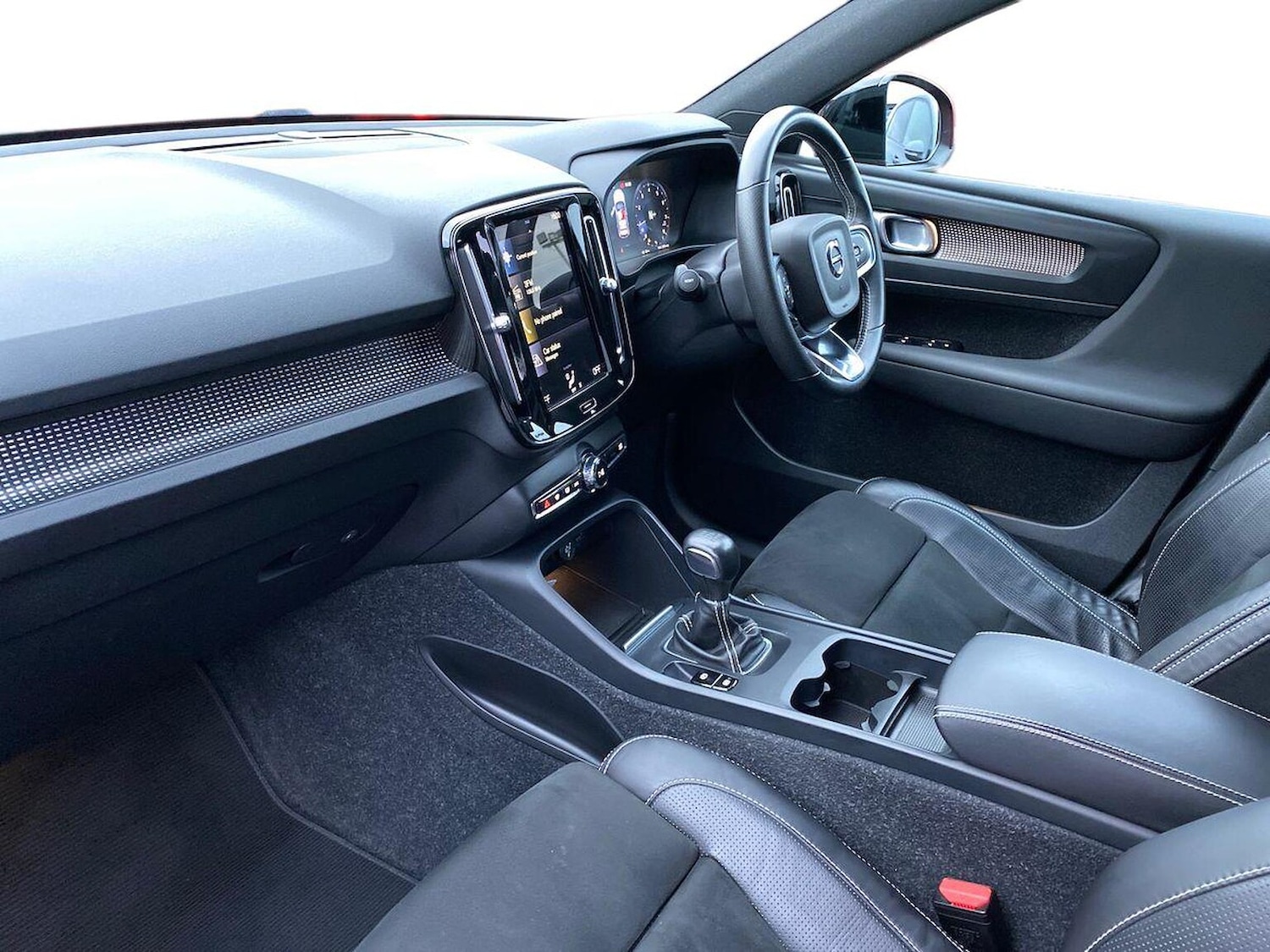 Used Volvo XC40 2020 for sale - 76547640: Photo 7