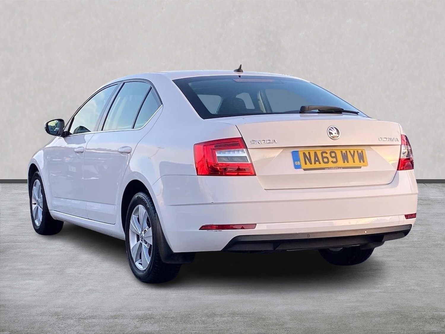 Used Skoda Octavia 2020 for sale - 76963495: Photo 2