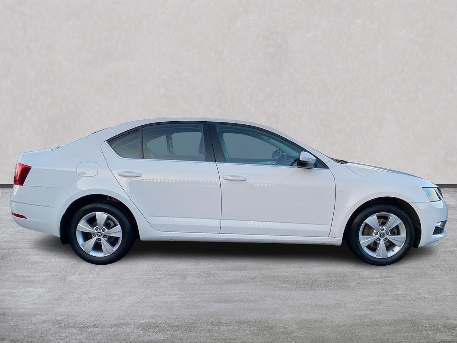 Used Skoda Octavia 2020 for sale - 76963495: Photo 3