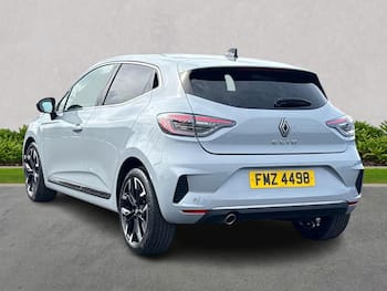 Used Renault Clio 2024 for sale - 79630330: Photo