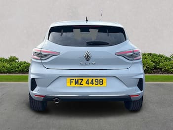 Used Renault Clio 2024 for sale - 79630330: Photo