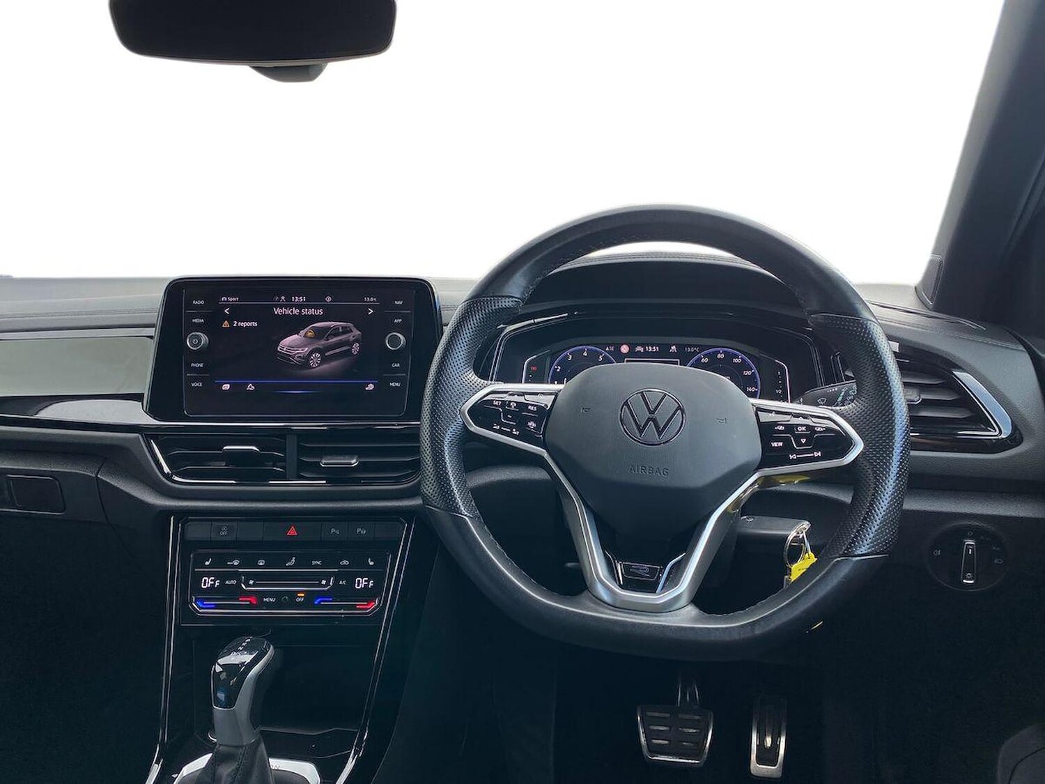 Used Volkswagen T-Roc 2023 for sale - 75583060: Photo 9