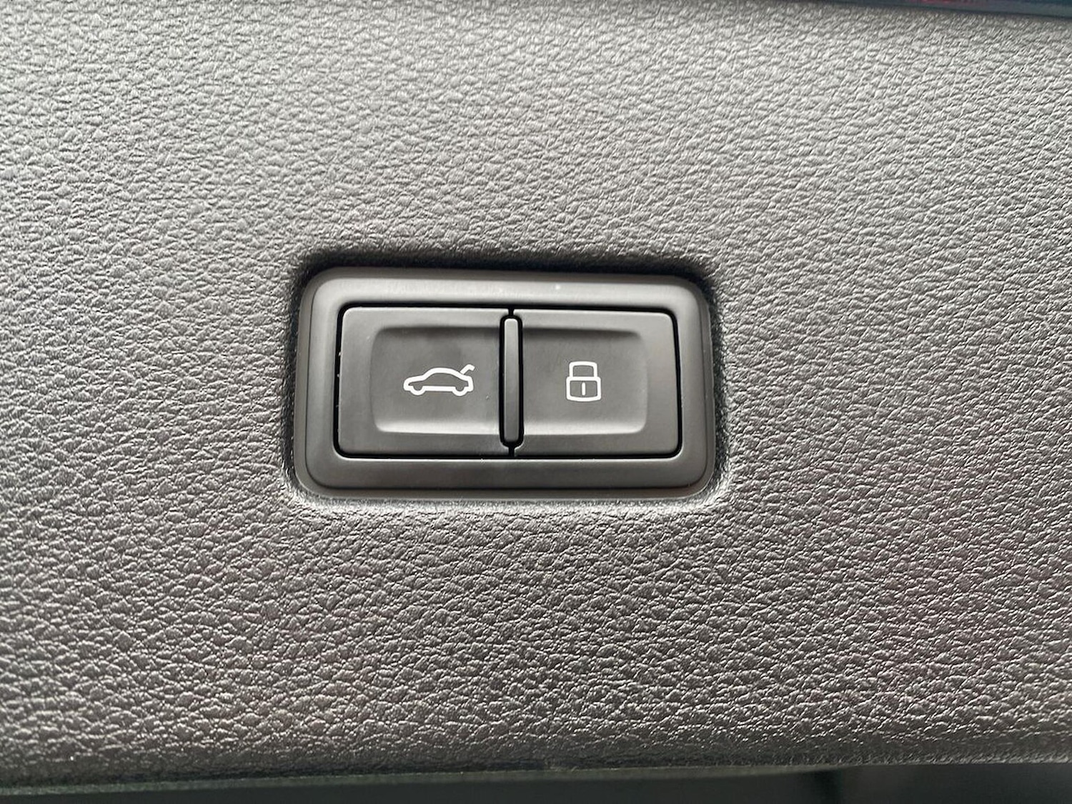 Used Audi Q8 2019 for sale - 77896245: Photo 2