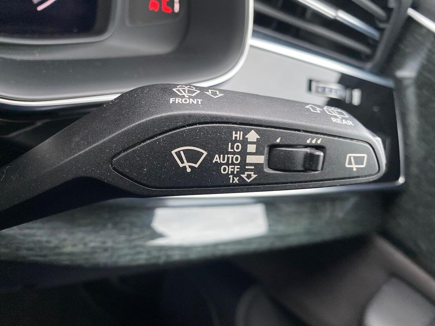 Used Audi Q8 2019 for sale - 77896245: Photo 27