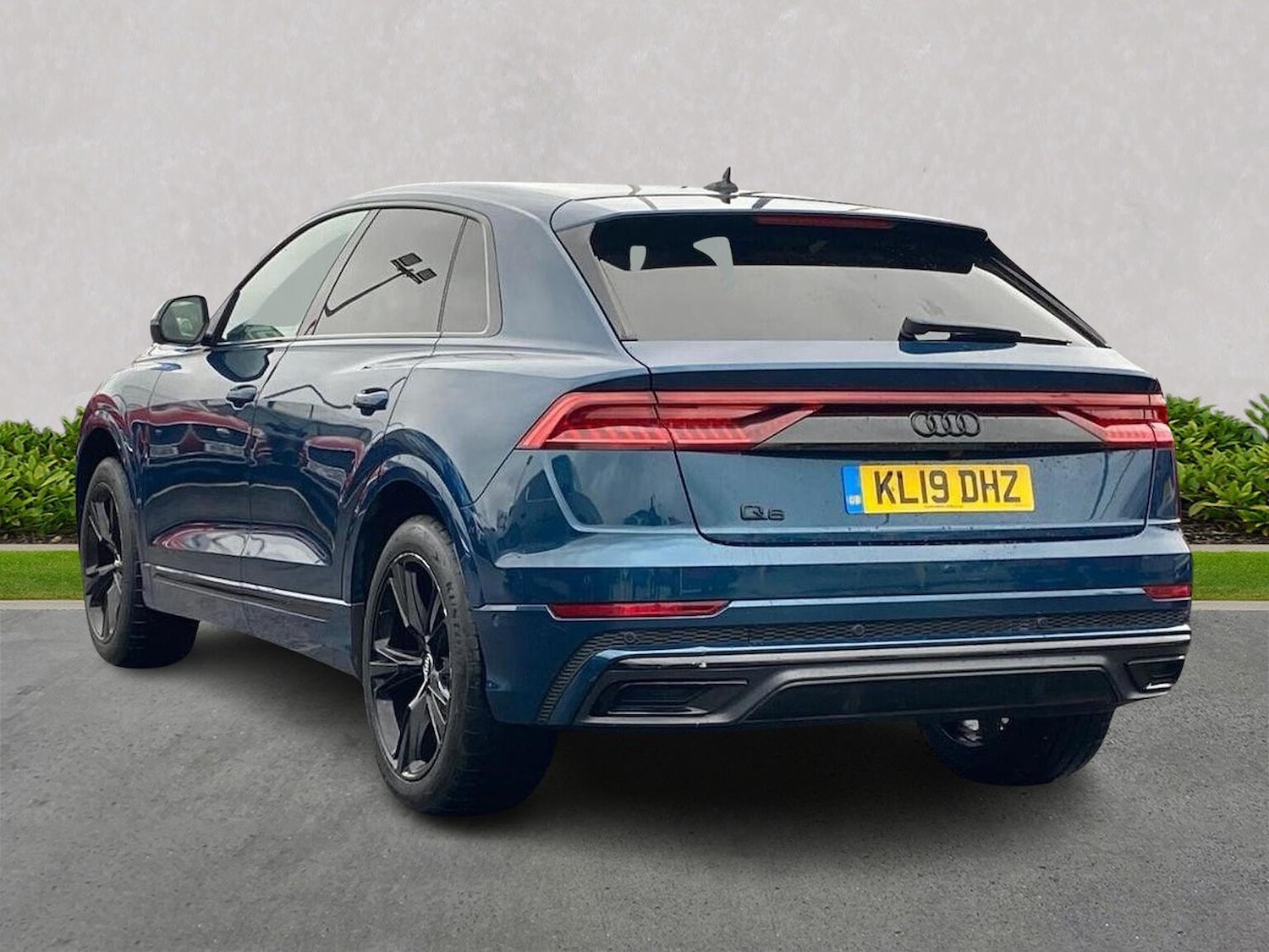 Used Audi Q8 2019 for sale - 77896245: Photo 3