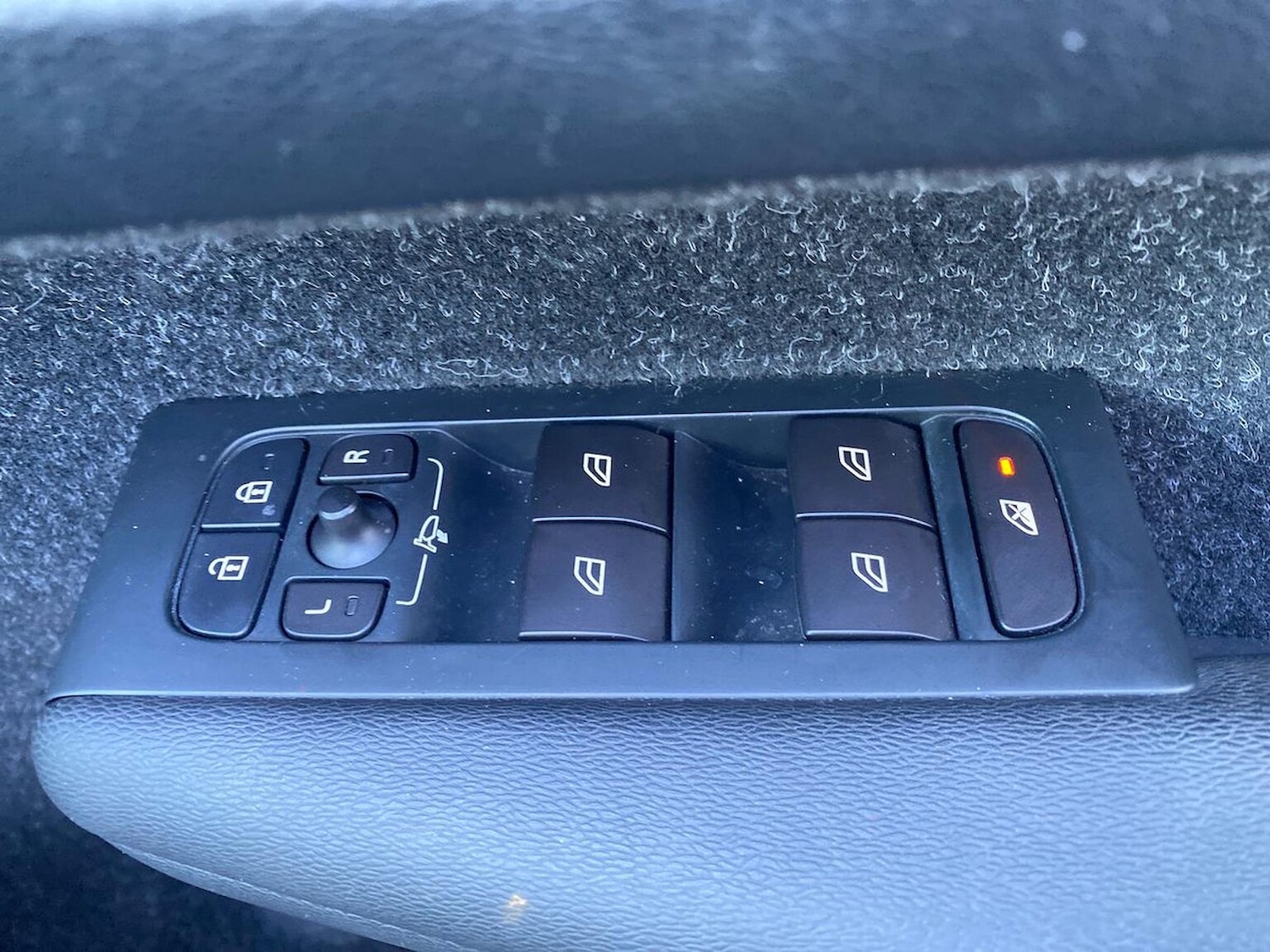 Used Volvo XC40 2019 for sale - 78064434: Photo 21