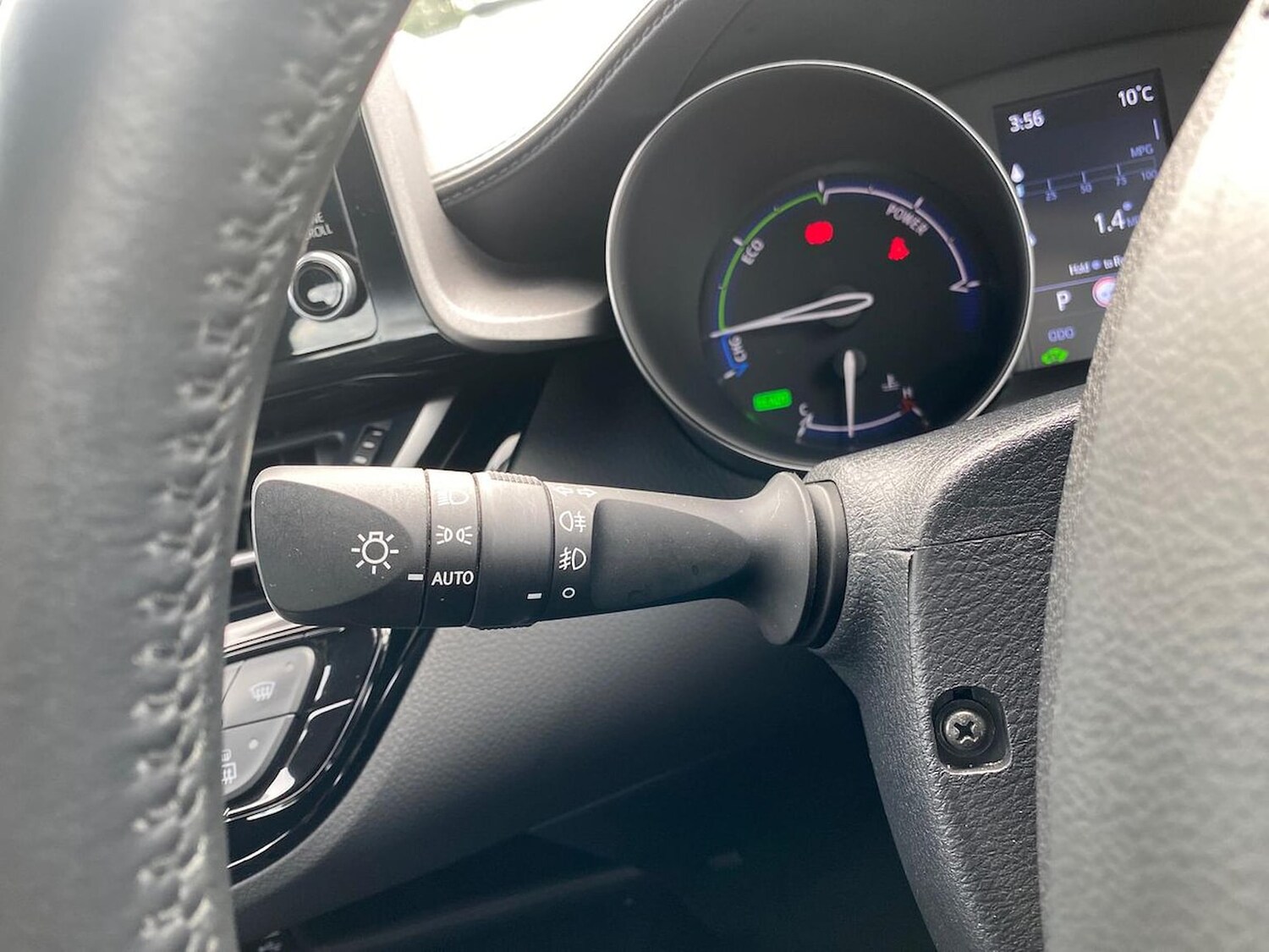 Used Toyota C-HR 2022 for sale - 76319606: Photo 27