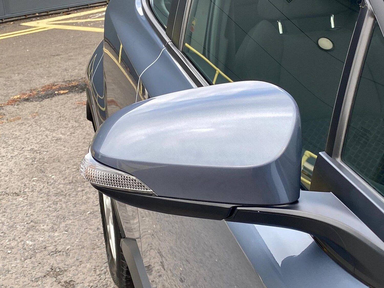 Used Toyota C-HR 2022 for sale - 76319606: Photo 30