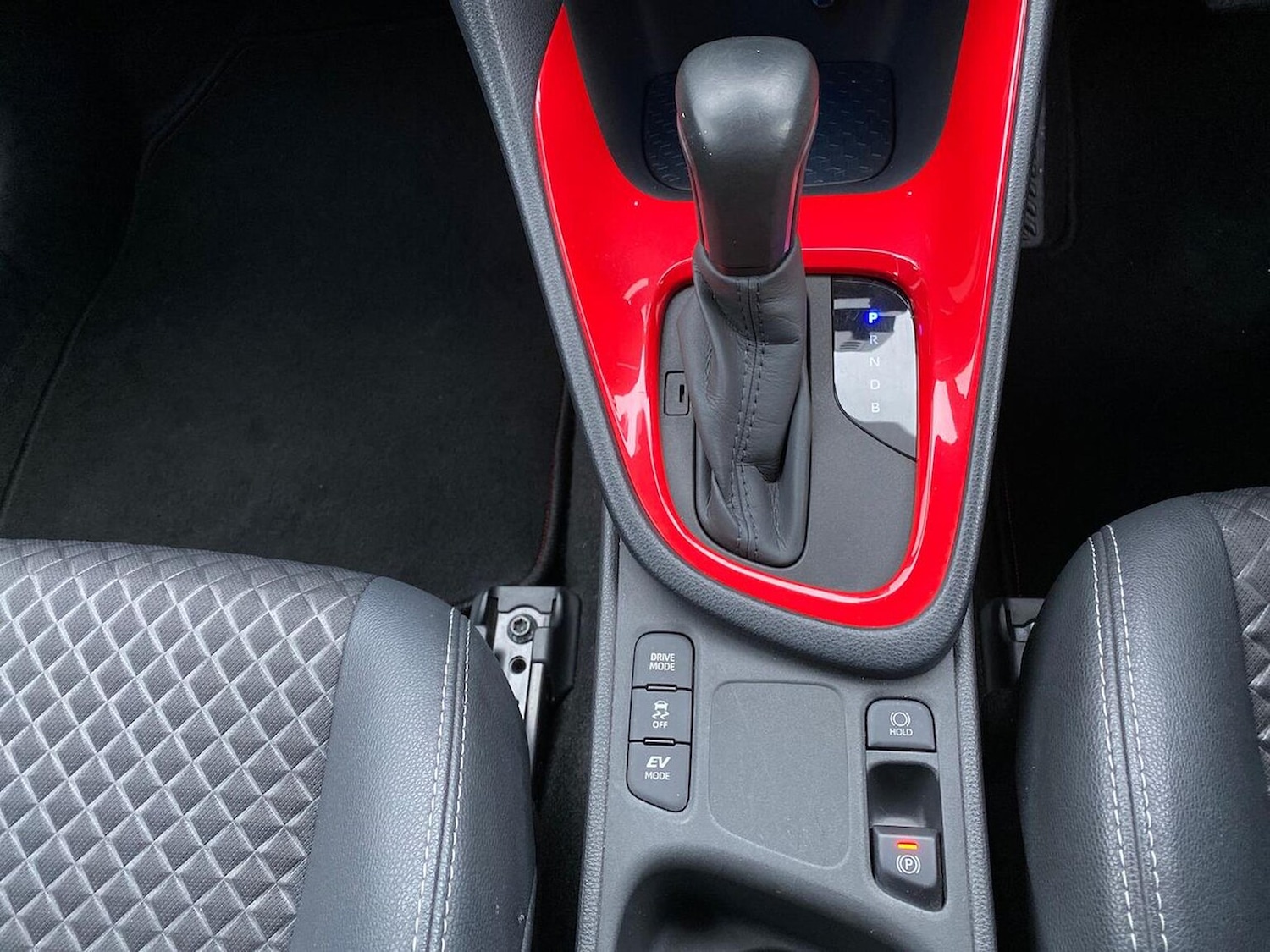 Used Toyota Yaris 2022 for sale - 77796972: Photo 14