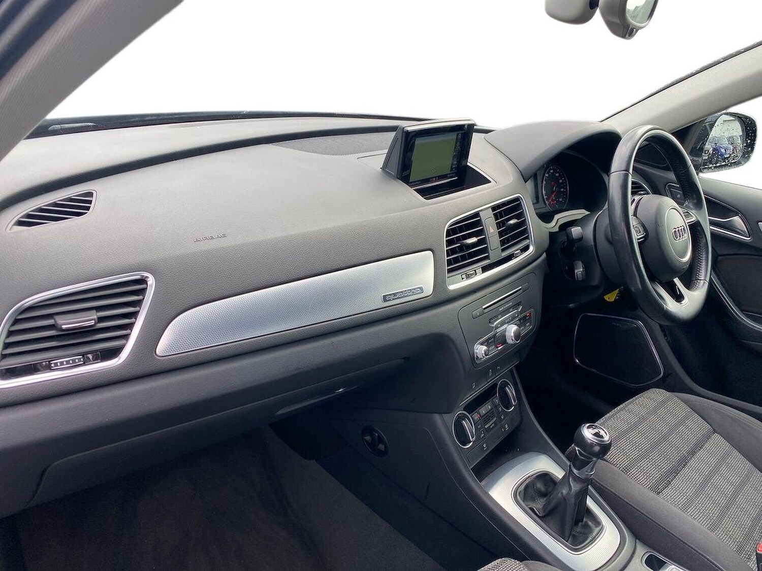 Used Audi Q3 2015 for sale - 78195350: Photo 10