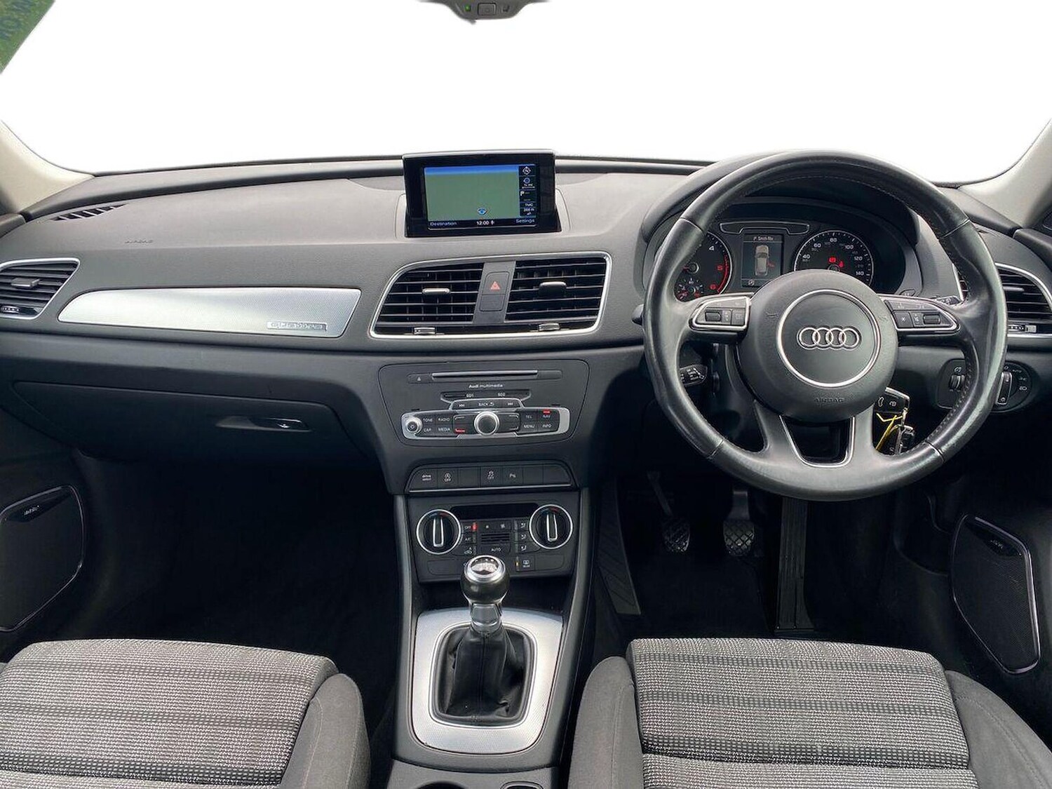 Used Audi Q3 2015 for sale - 78195350: Photo 11