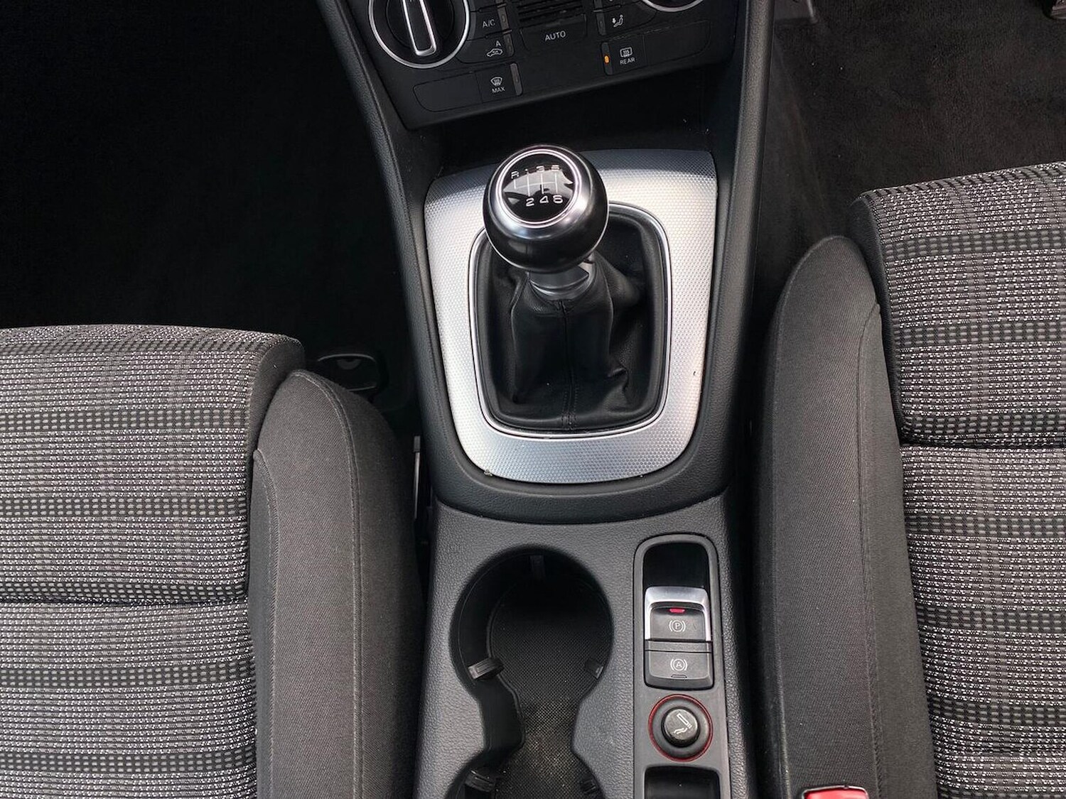 Used Audi Q3 2015 for sale - 78195350: Photo 16