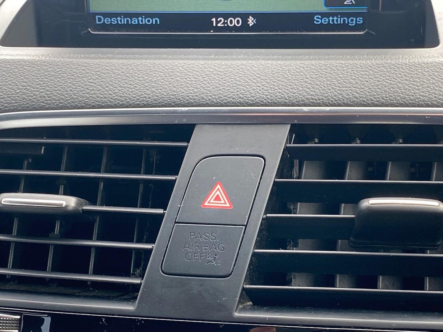 Used Audi Q3 2015 for sale - 78195350: Photo 25