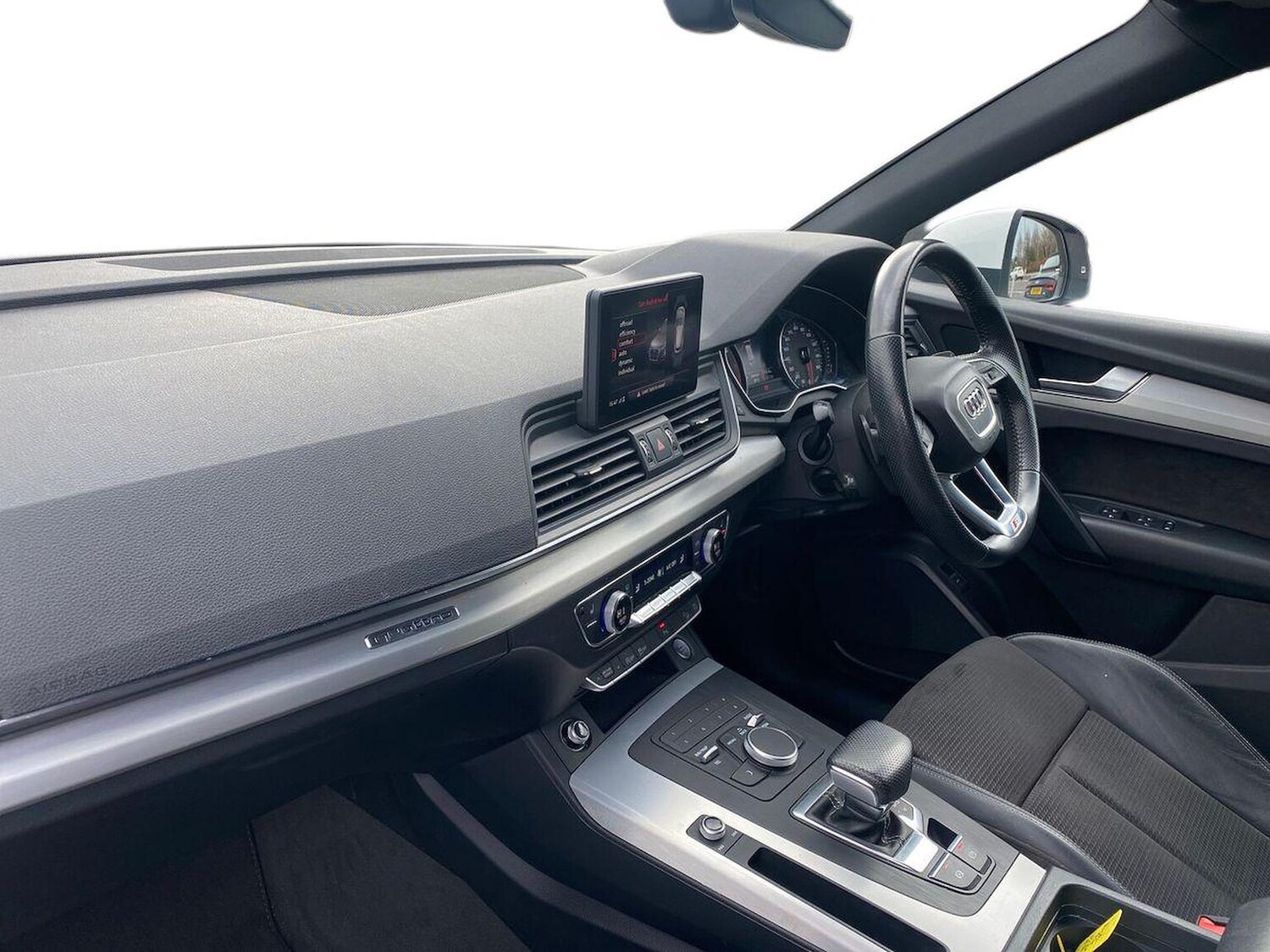 Used Audi Q5 2018 for sale - 78194854: Photo 10