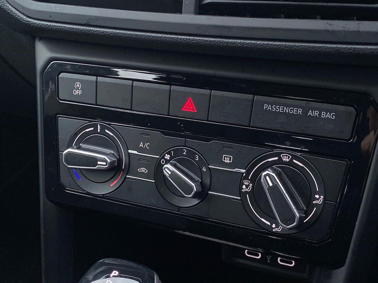 Used Volkswagen T-Cross 2022 for sale - 77701358: Photo 13