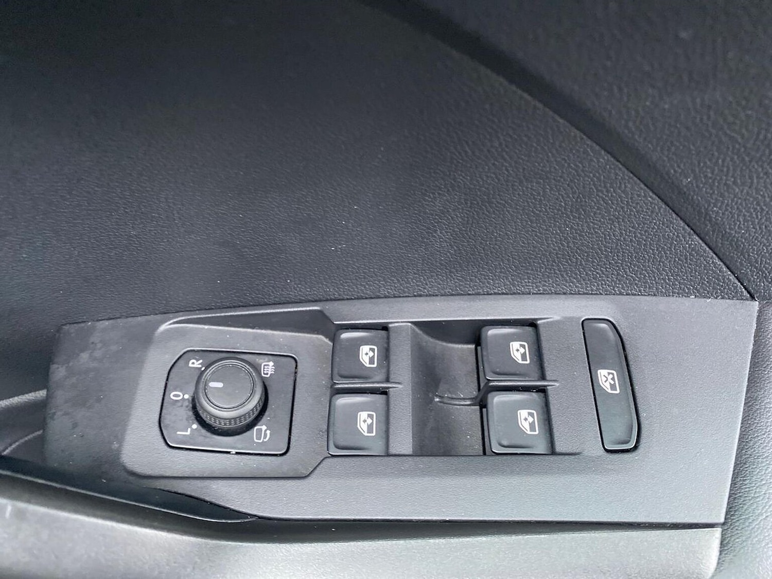 Used Volkswagen T-Cross 2022 for sale - 77701358: Photo 22