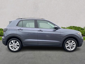 Used Volkswagen T-Cross 2022 for sale - 77701358: Photo