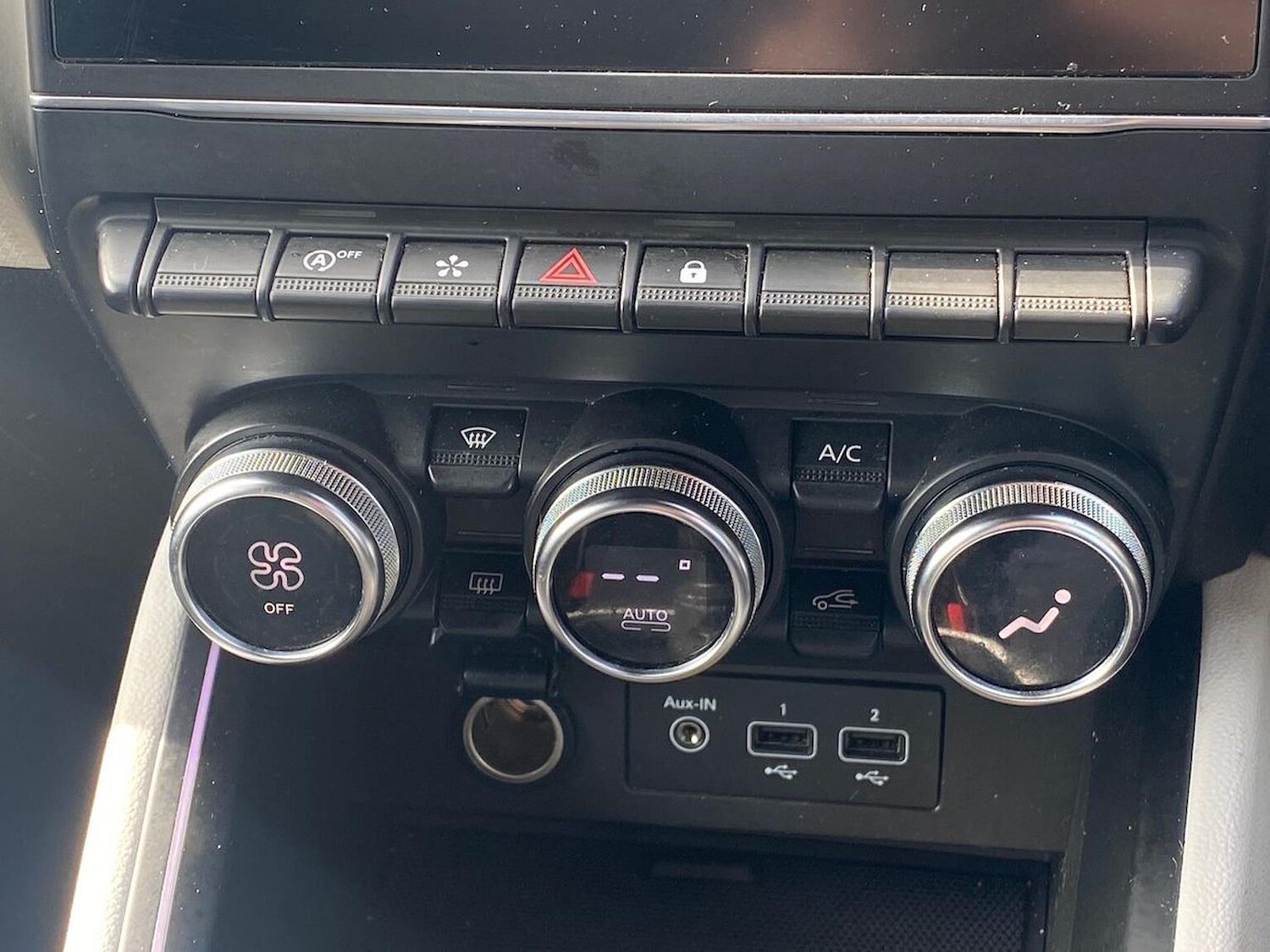 Used Renault Clio 2023 for sale - 78195077: Photo 14