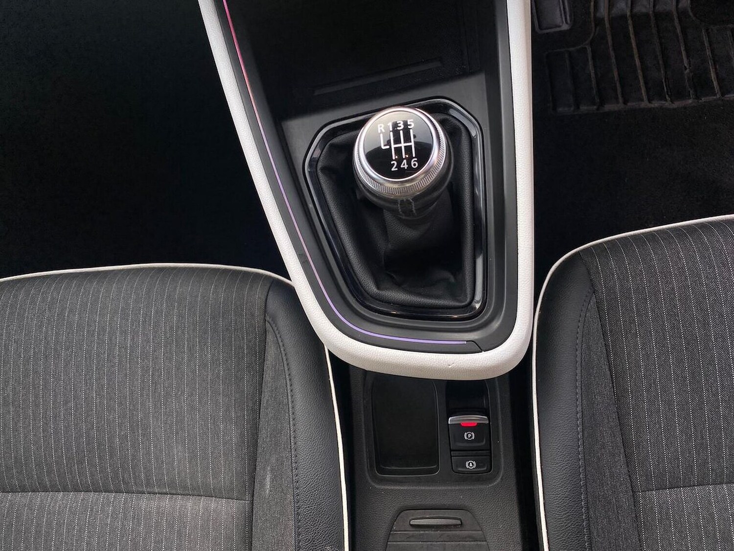 Used Renault Clio 2023 for sale - 78195077: Photo 15