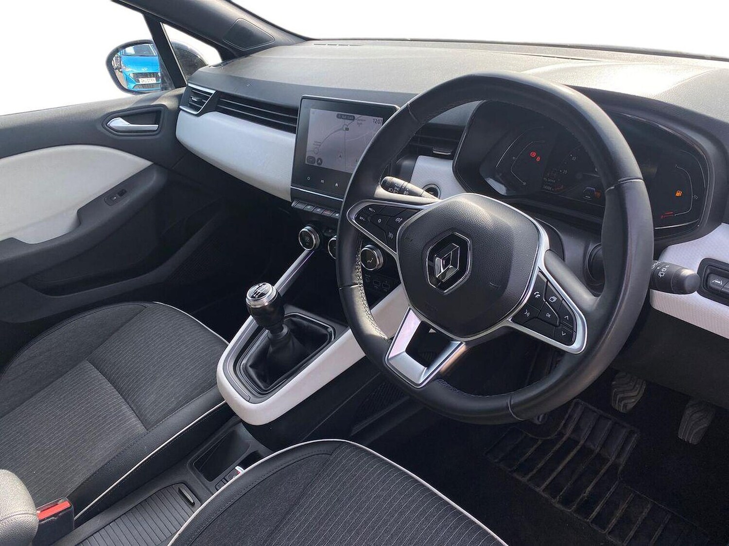 Used Renault Clio 2023 for sale - 78195077: Photo 17