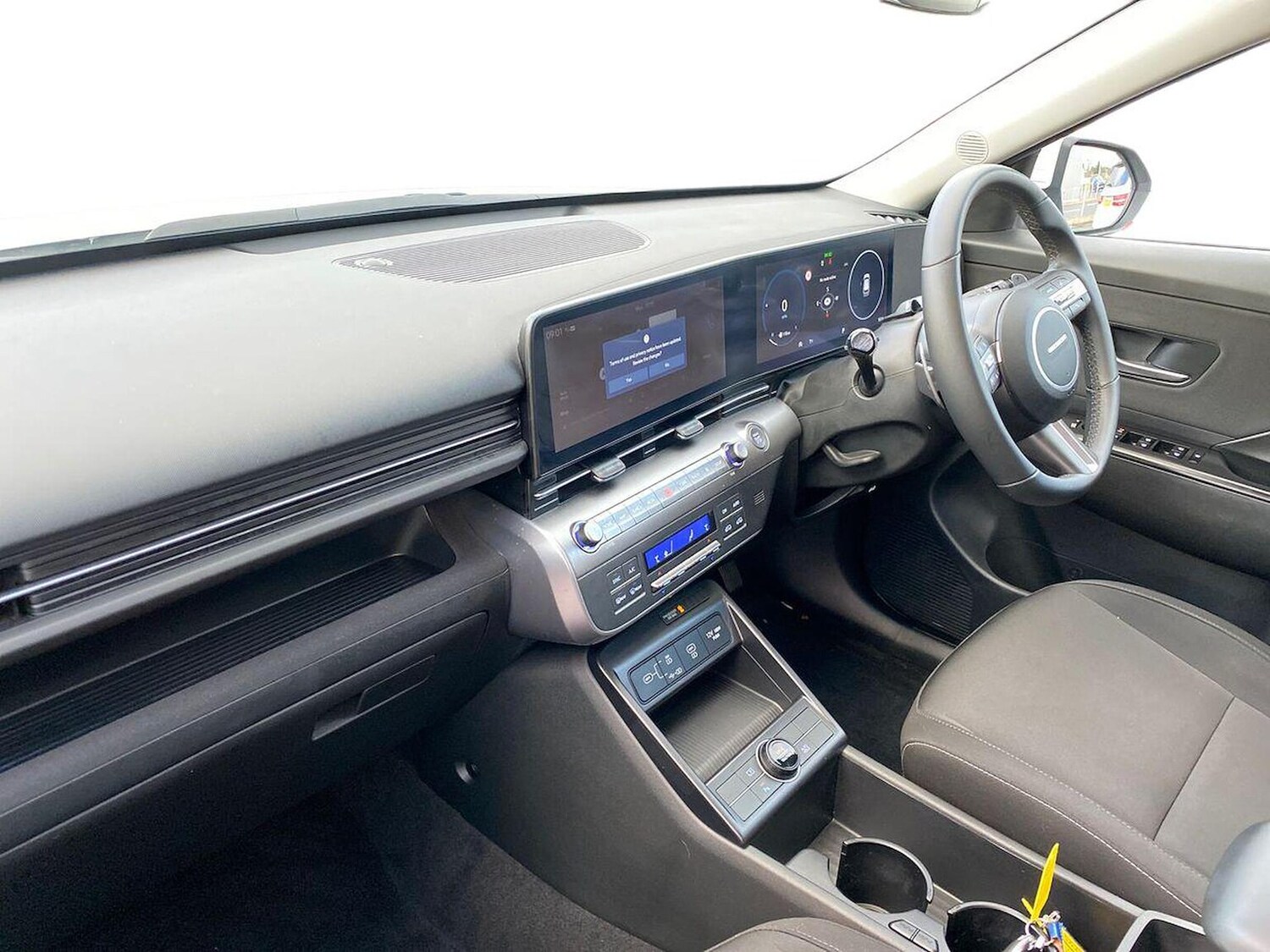 Used Hyundai KONA 2023 for sale - 76517955: Photo 7