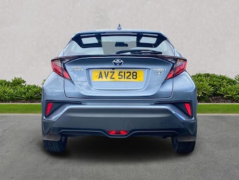 Used Toyota C-HR 2023 for sale - 79410503: Photo