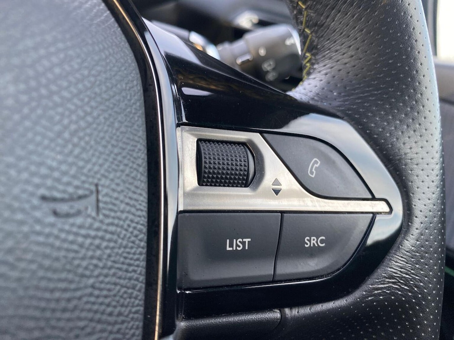 Used Peugeot 208 2020 for sale - 76741171: Photo 24