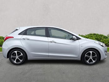 Used Hyundai i30 2016 for sale - 79656263: Photo