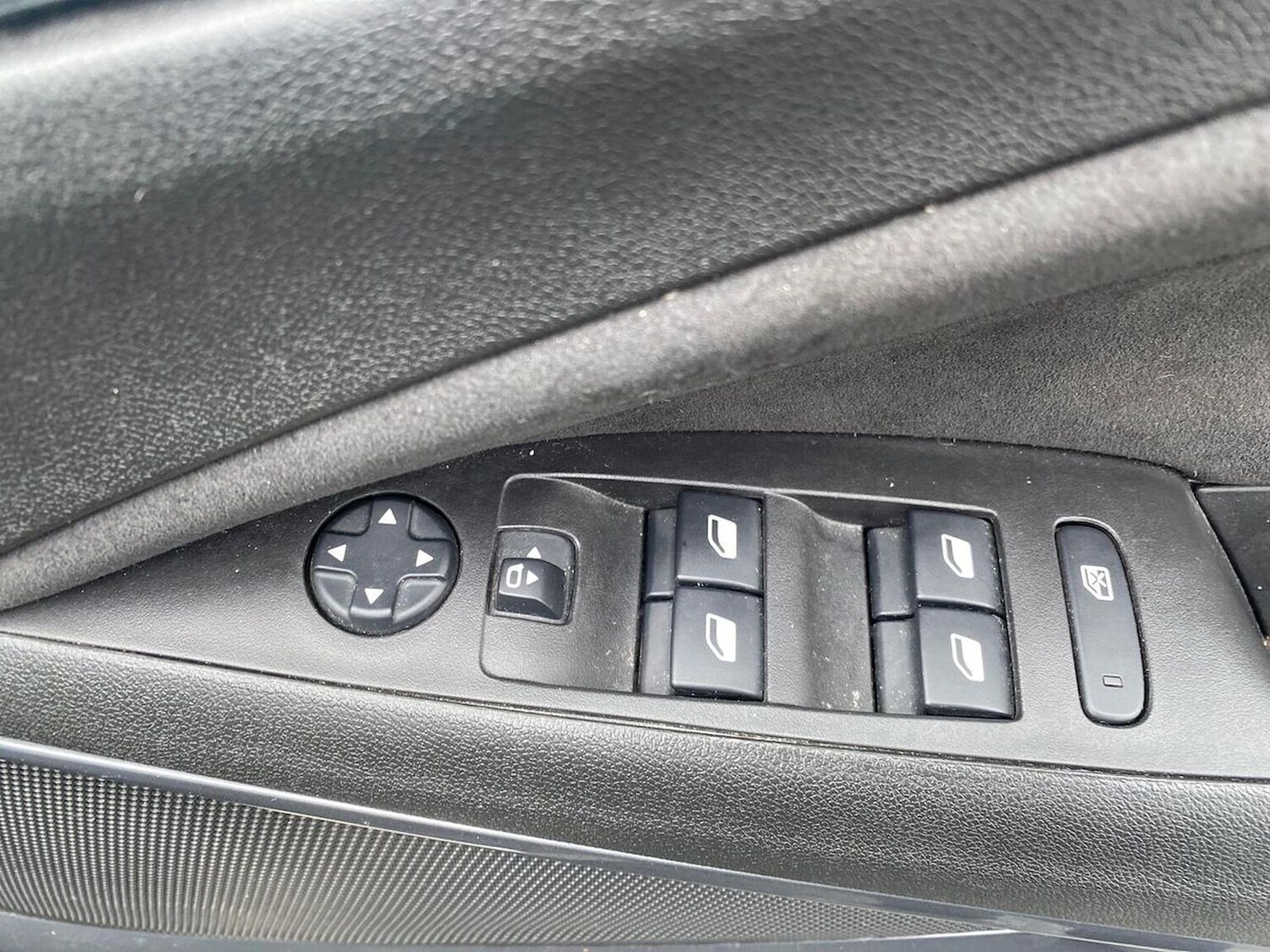 Used Vauxhall Crossland 2023 for sale - 78195276: Photo 23