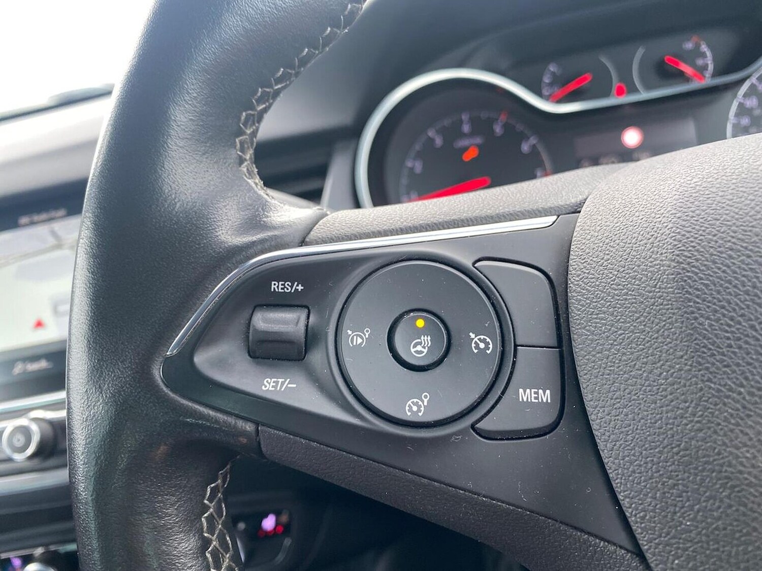 Used Vauxhall Crossland 2023 for sale - 78195276: Photo 27