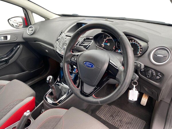 Used Ford Fiesta 2016 for sale - 76129018: Photo 15
