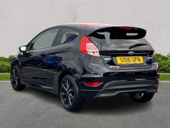 Used Ford Fiesta 2016 for sale - 76129018: Photo