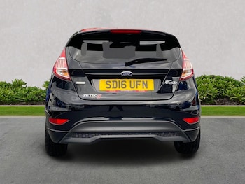 Used Ford Fiesta 2016 for sale - 76129018: Photo