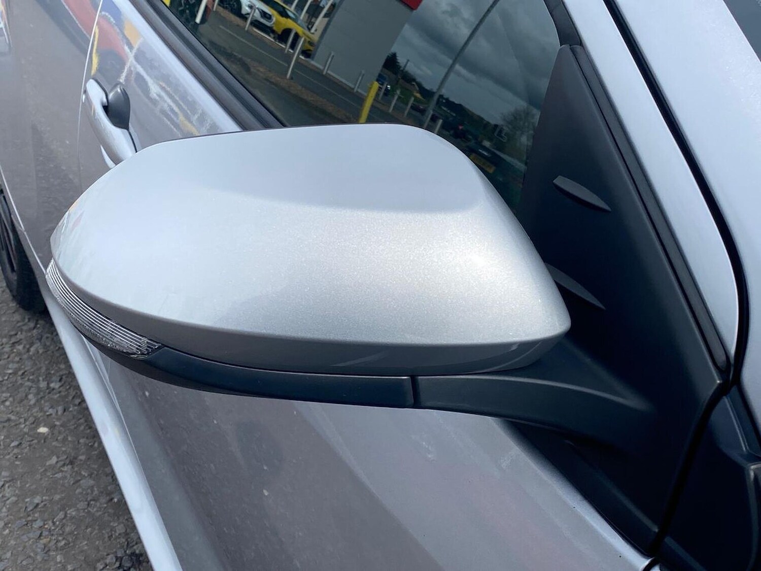 Used Toyota Yaris 2023 for sale - 78195303: Photo 32