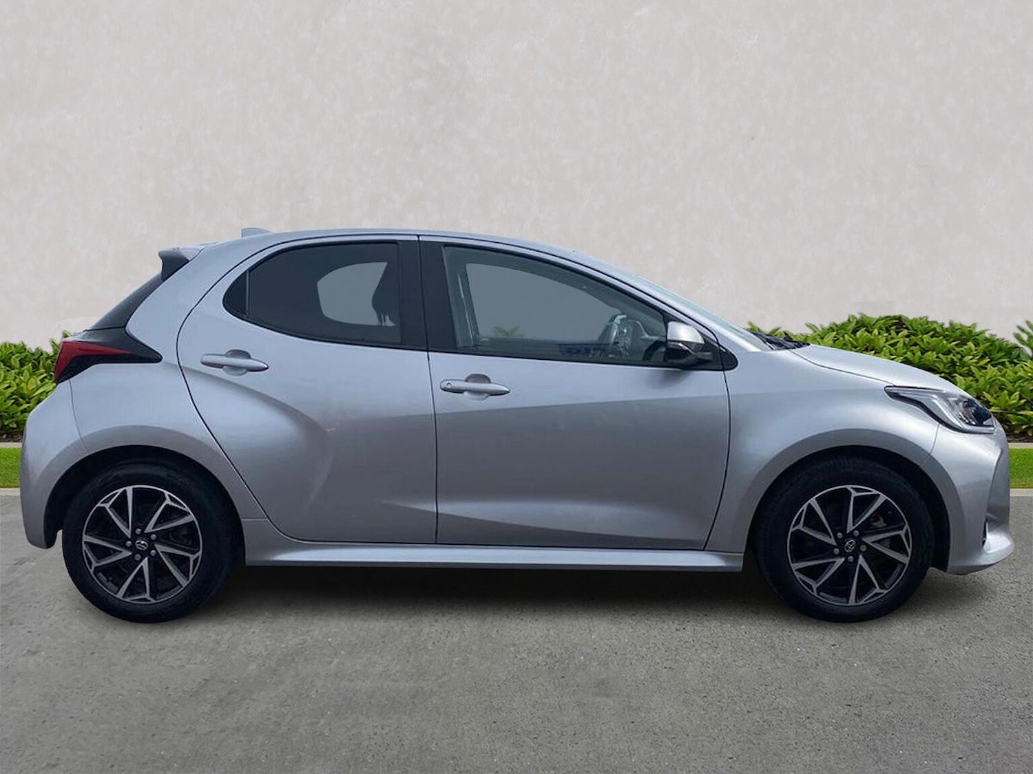 Used Toyota Yaris 2023 for sale - 78195303: Photo 5