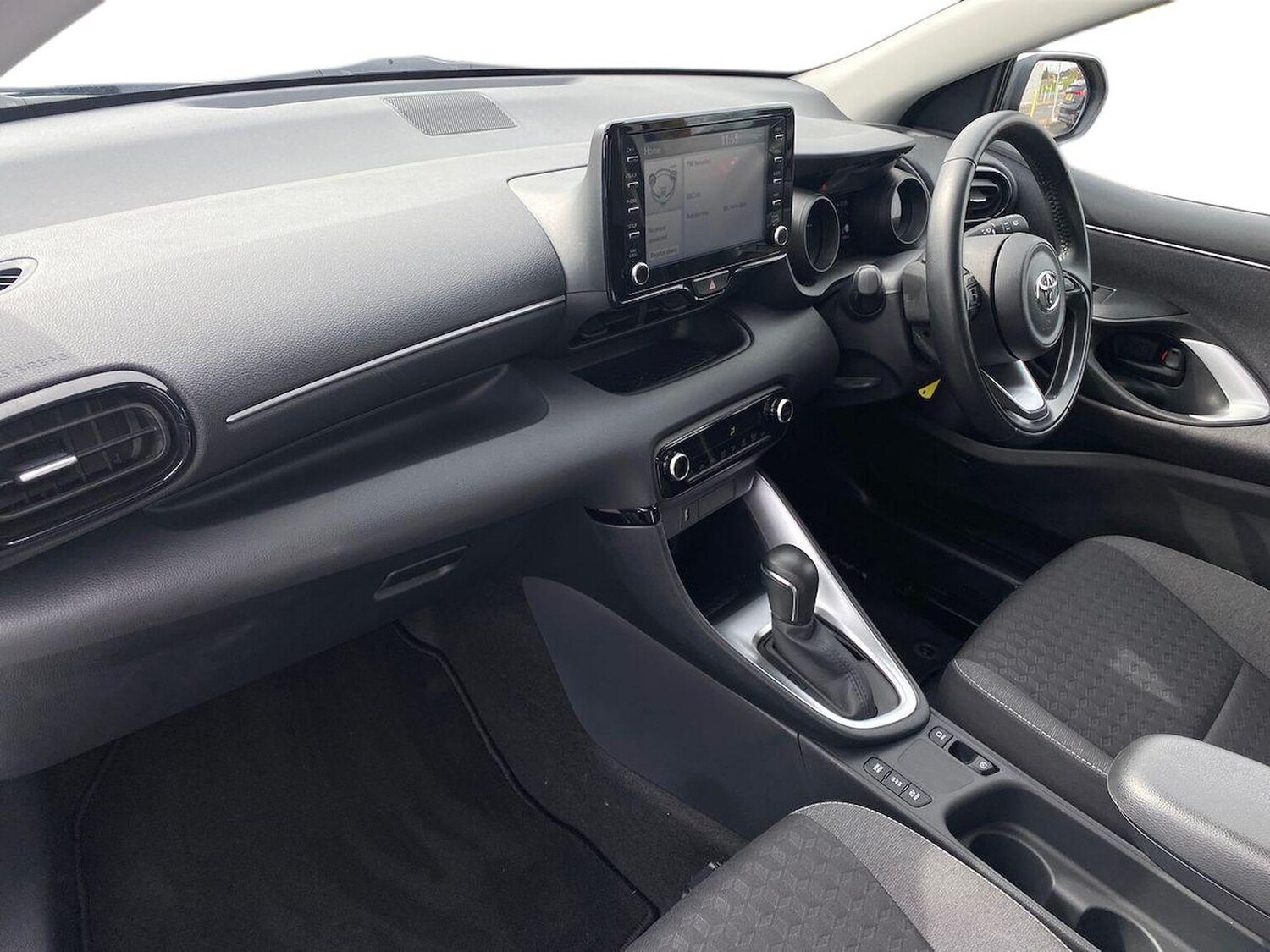 Used Toyota Yaris 2023 for sale - 78195303: Photo 9