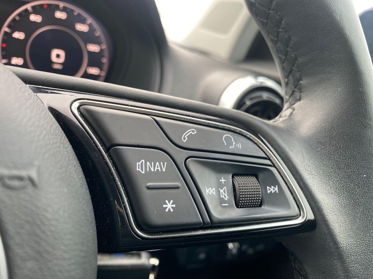 Used Audi Q2 2022 for sale - 76725830: Photo 24