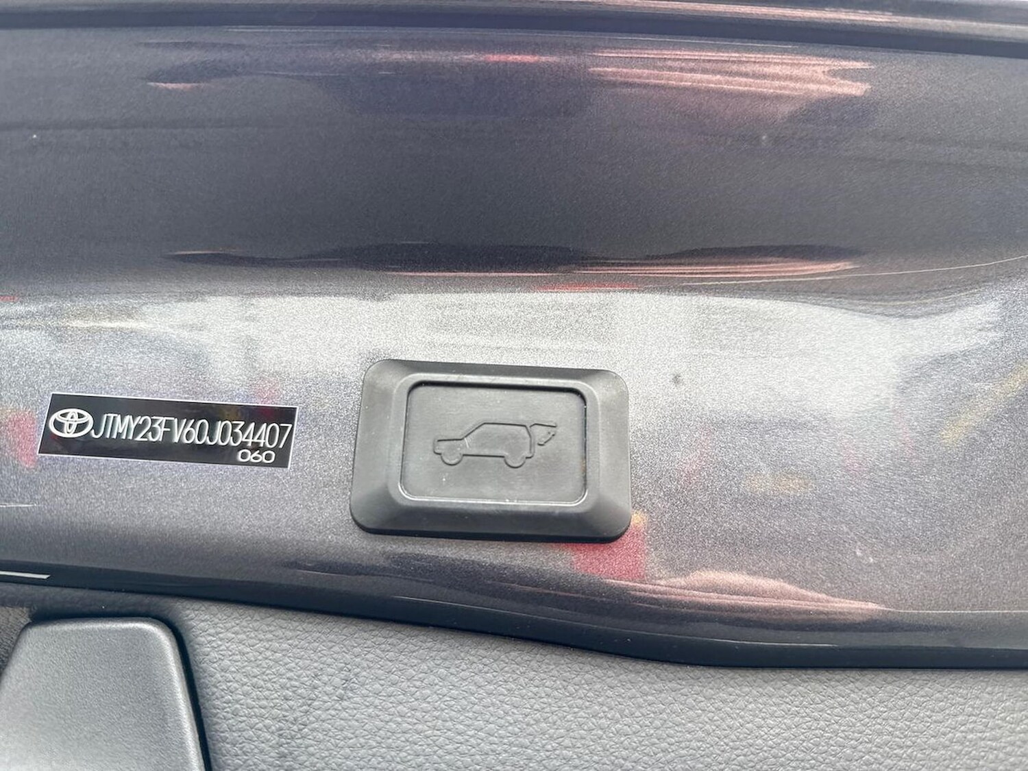 Used Toyota RAV4 2020 for sale - 78195367: Photo 2