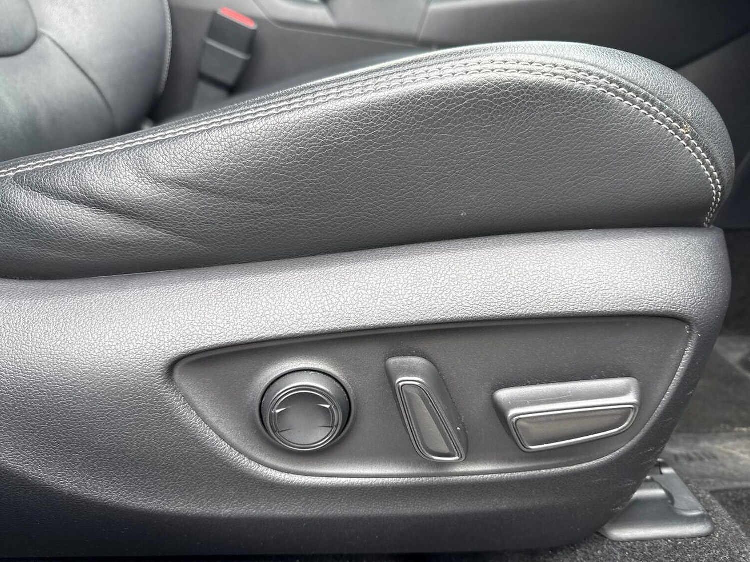 Used Toyota RAV4 2020 for sale - 78195367: Photo 31