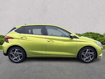 Used Hyundai i20 2024 for sale - 78267277: Photo