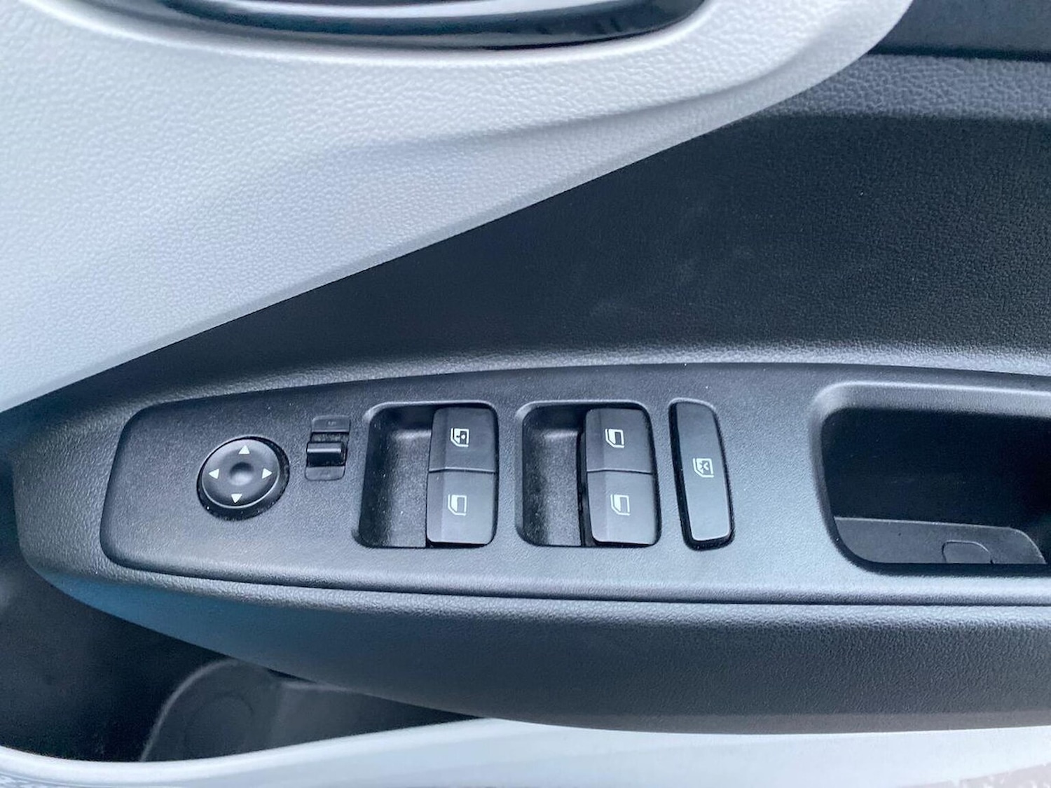 Used Hyundai i10 2022 for sale - 77896242: Photo 21