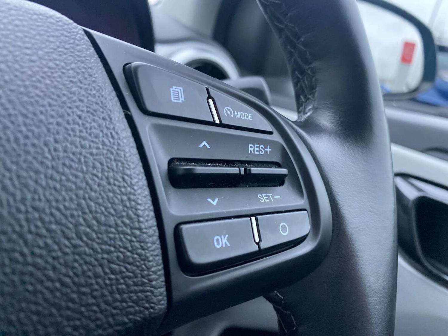 Used Hyundai i10 2022 for sale - 77896242: Photo 24