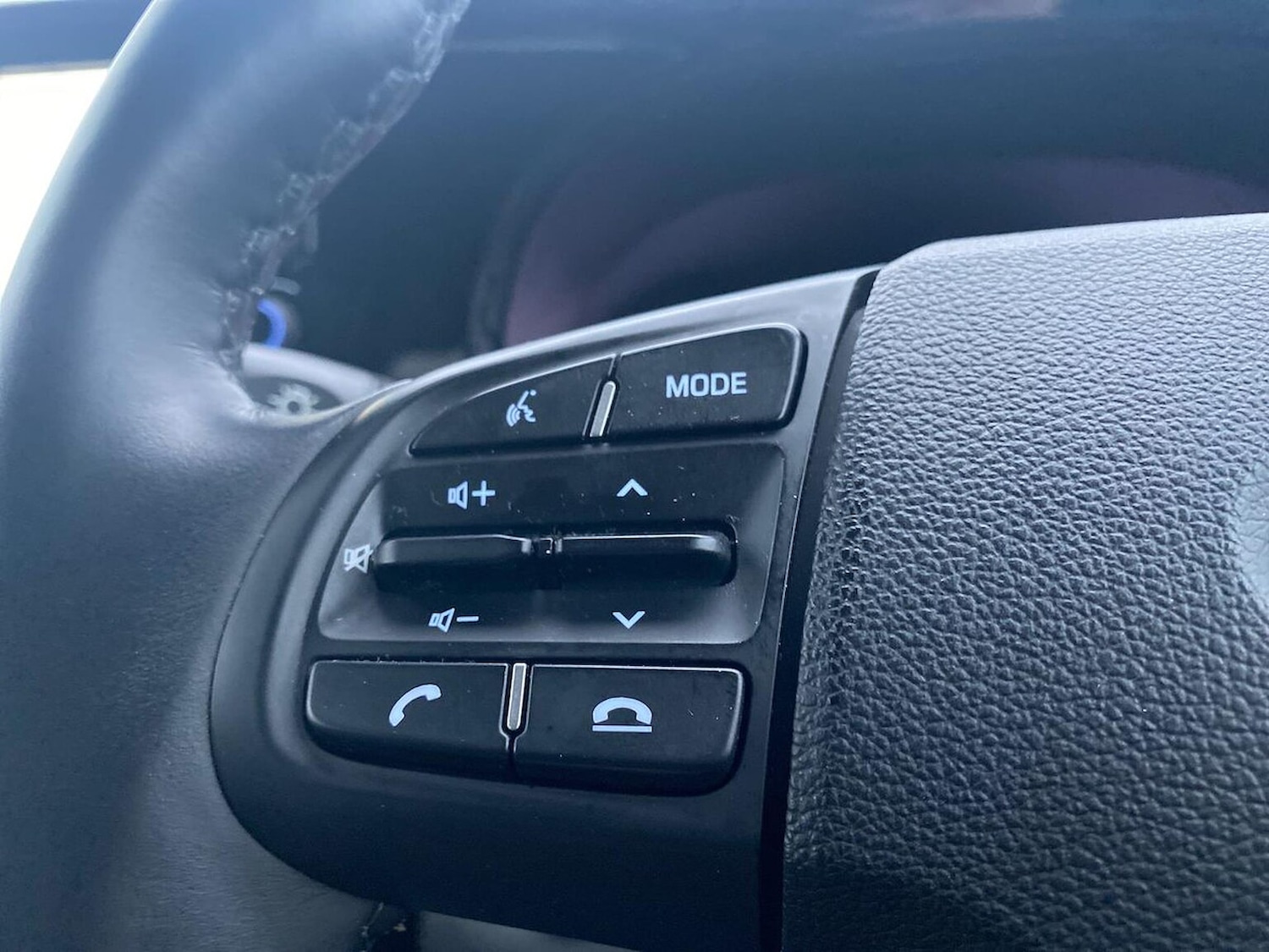 Used Hyundai i10 2022 for sale - 77896242: Photo 25