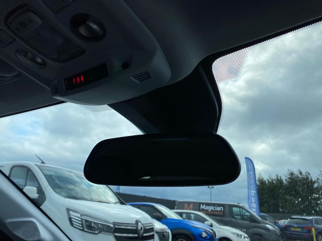 Used Peugeot 208 2023 for sale - 77567688: Photo 14